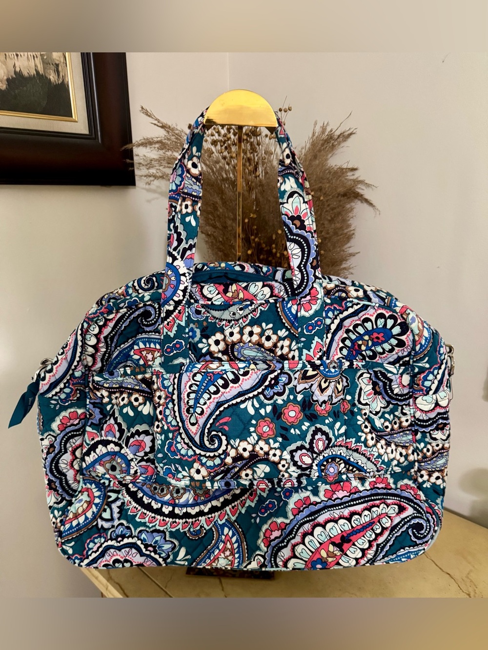 Vera Bradley  Haymarket Paisley Jewel quilted cotton Medium Traveler Bag EUC